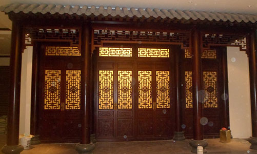 博厚镇传统仿古门窗浮雕技术制作方法